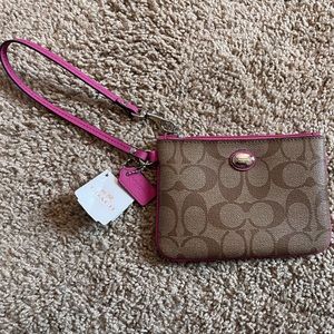 Brand New! Coach Signature Small Wristlet, Fuchsia